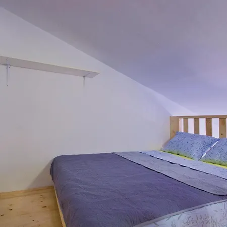 Amazing In With Kitchen