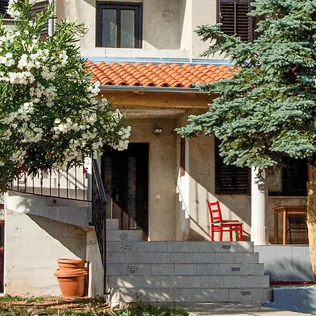 Amazing In With Kitchen Apartamento Pula