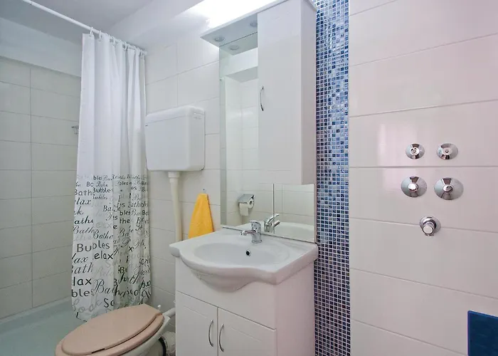 Amazing In With Kitchen Appartamento Pola